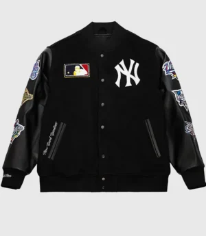 Unisex New York Yankees Black Varsity Jacket